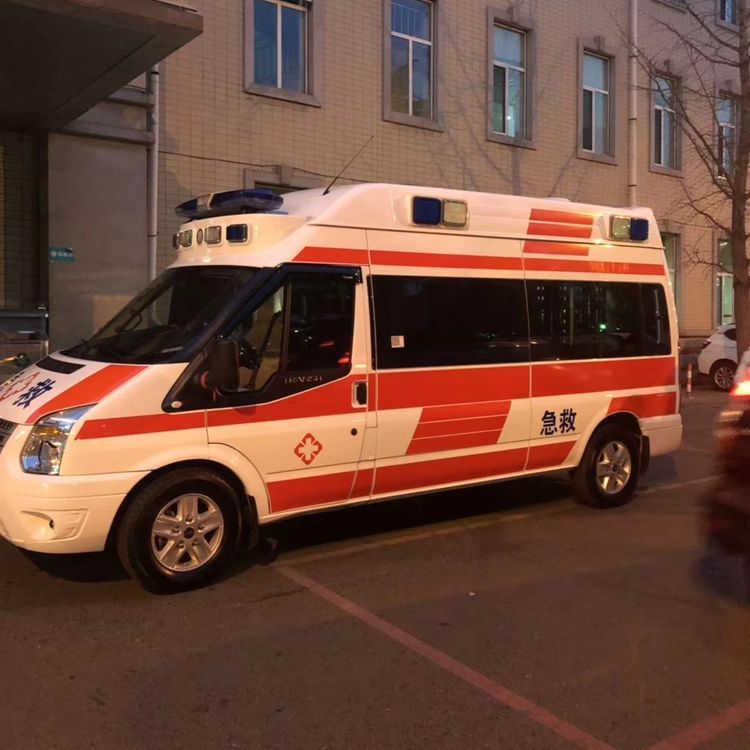 东澳镇夜间租赁救护车护送病人转院：安全转运的 8 大核心注意事项