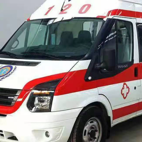 东澳镇非急救护送病人转院租赁救护车的优缺点对比